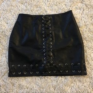 Missguided faux black leather skirt